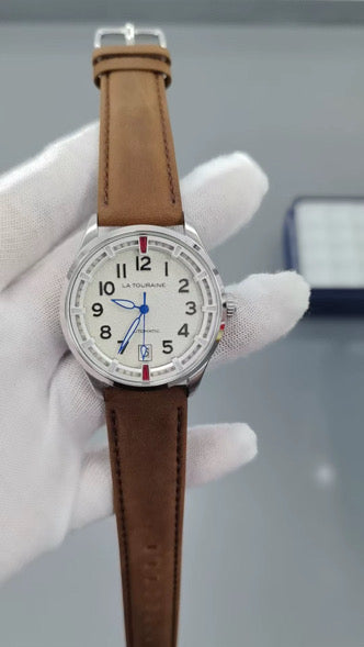 Oltre | Field Watch