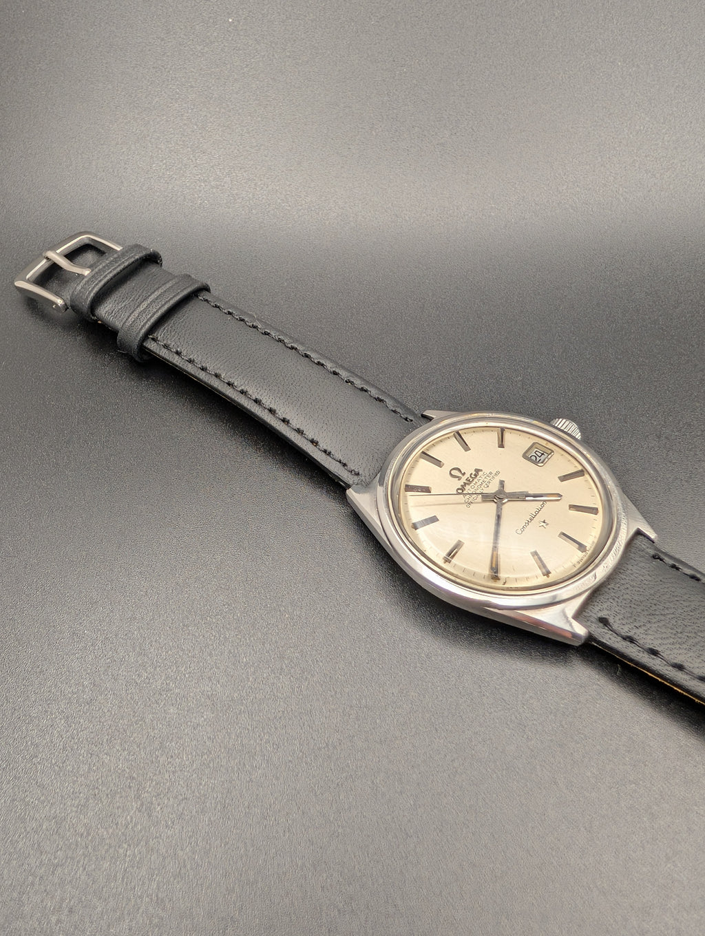 Omega Constellation (1960s) Vintage Watch Ref. 168.015 in Stainless Steel