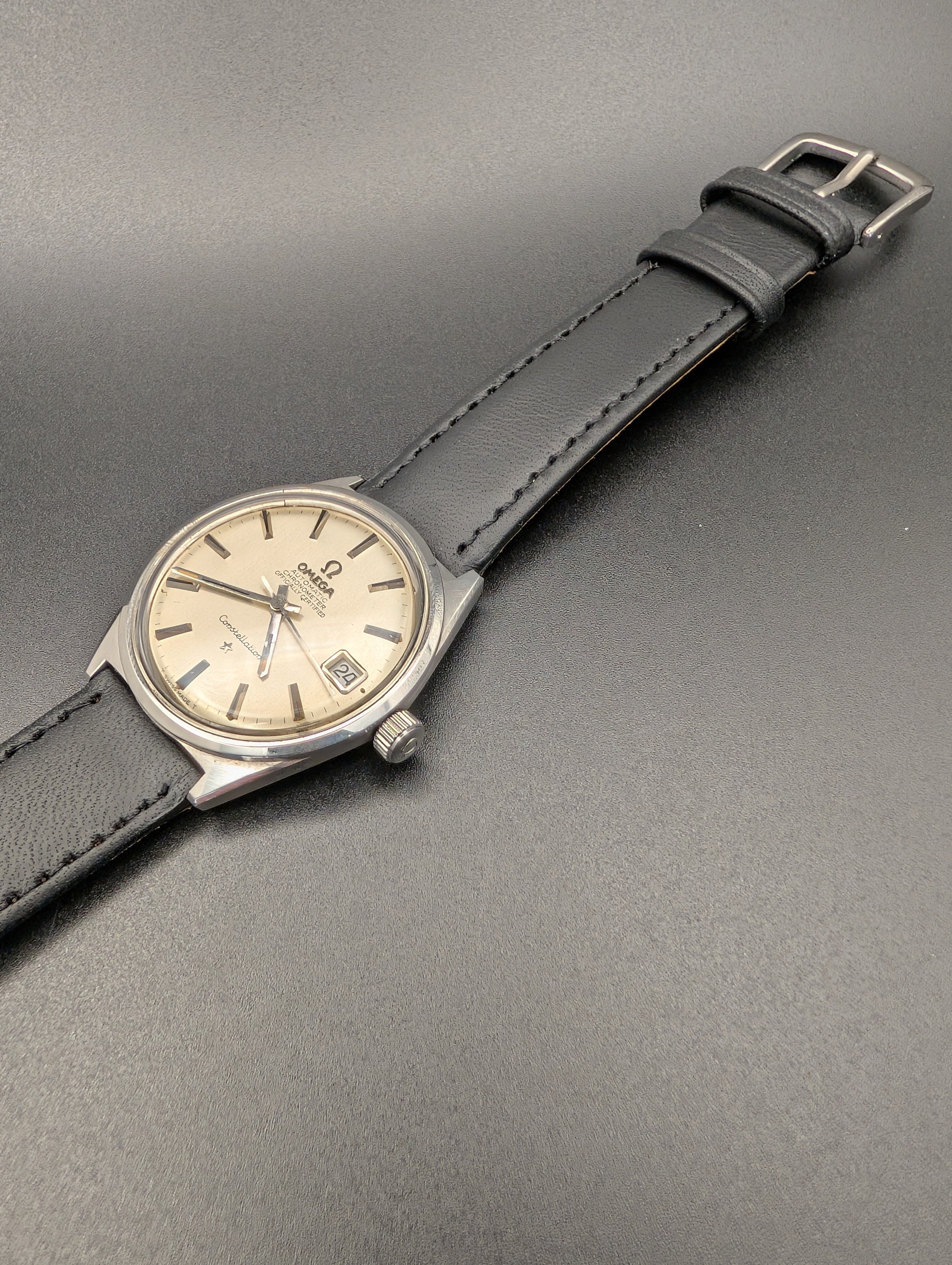 Omega Constellation (1960s) Vintage Watch Ref. 168.015 in Stainless Steel