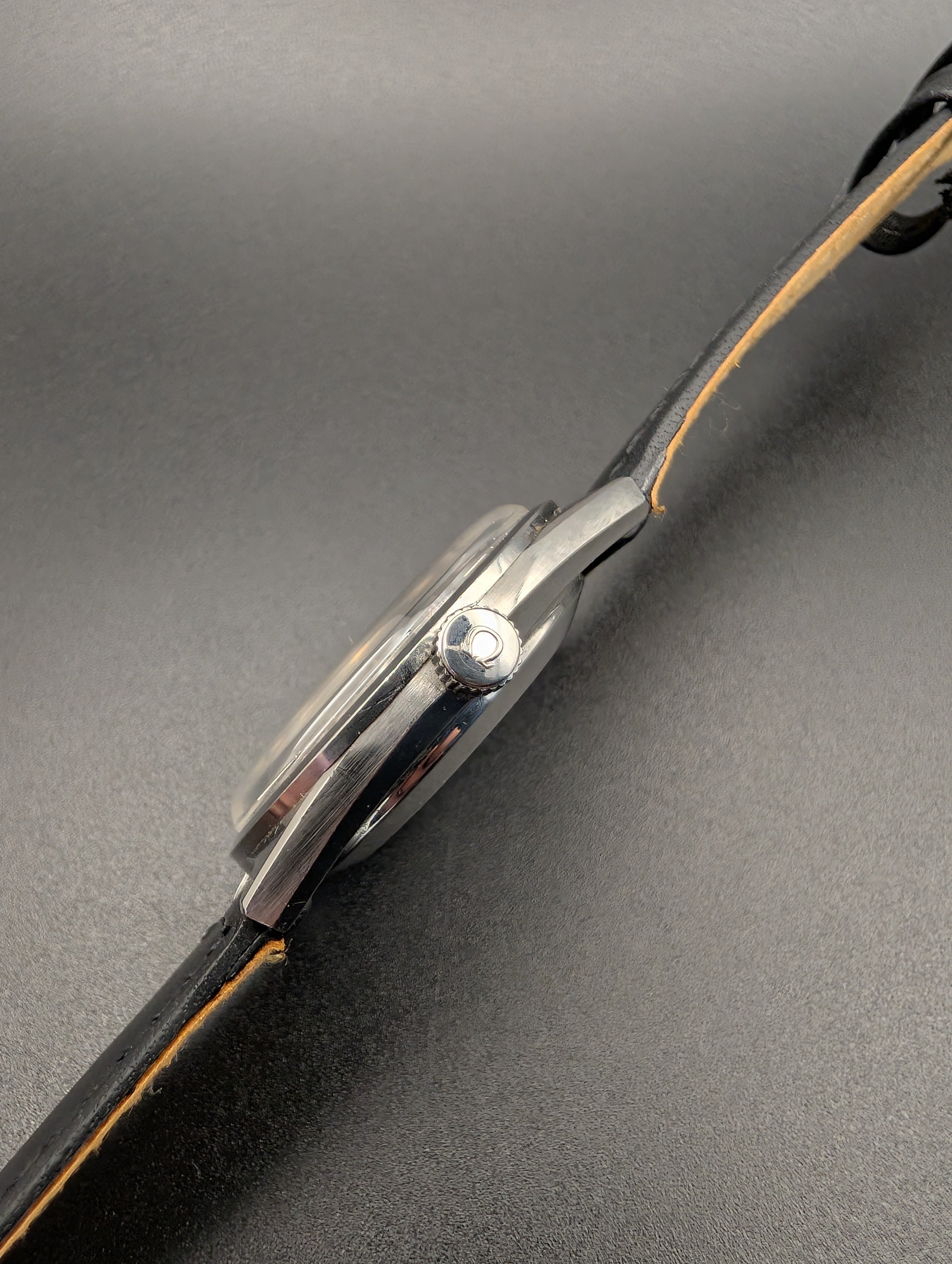 Omega Constellation (1960s) Vintage Watch Ref. 168.015 in Stainless Steel