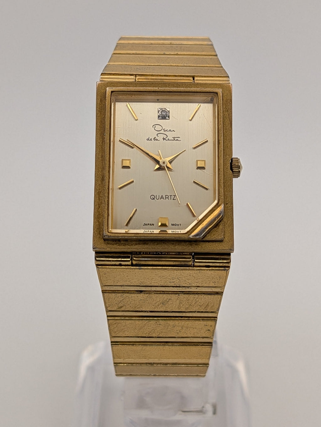 Oscar de la Renta Gold Tone Quartz Watch