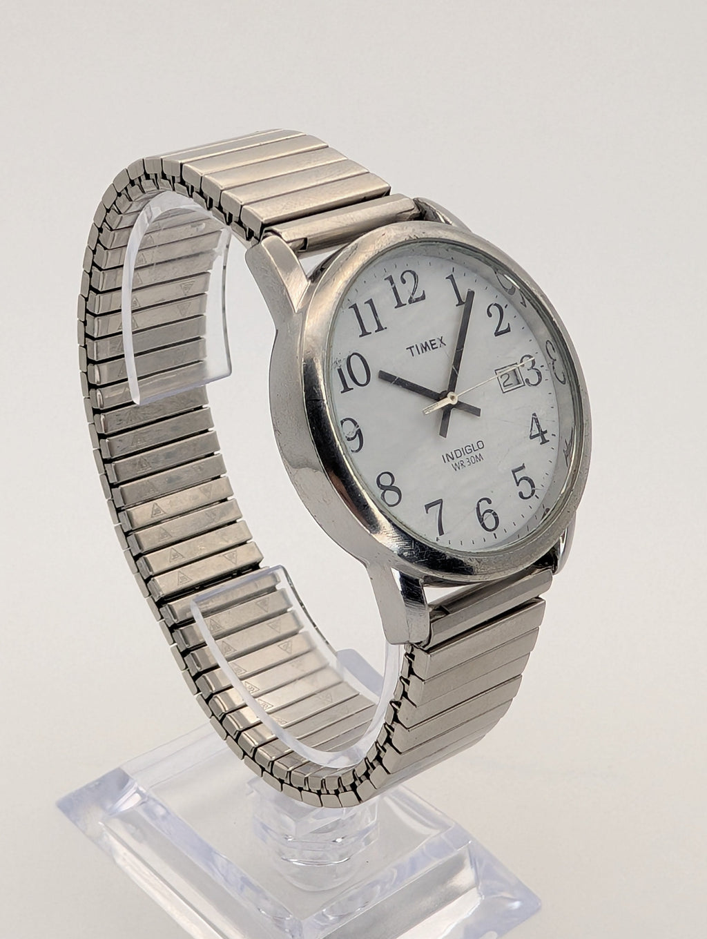 Timex Indiglo Quartz Watch w/ Date Display E7