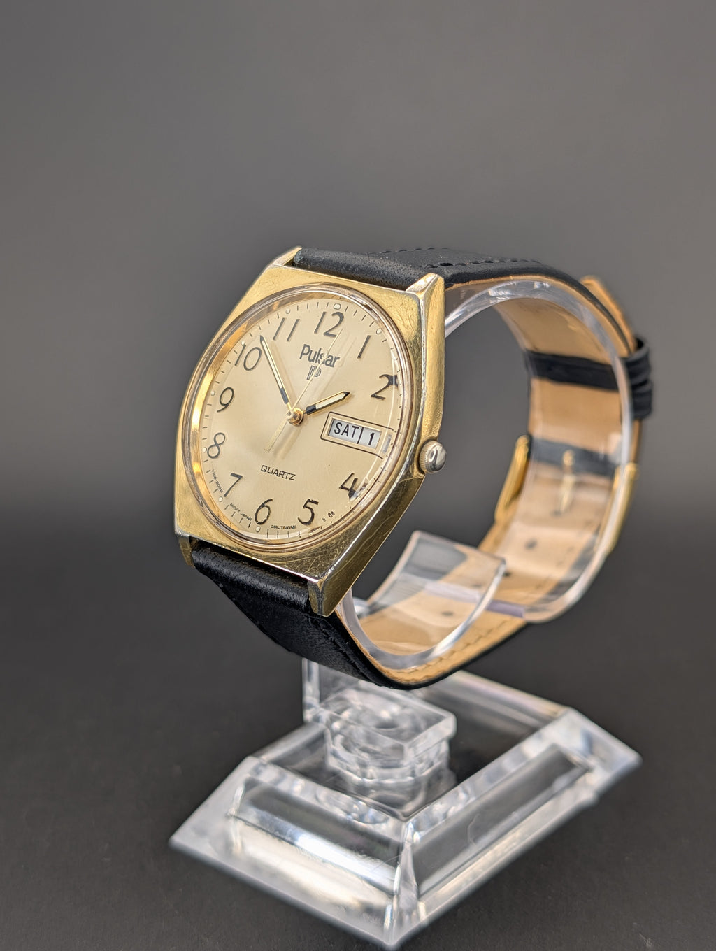 Pulsar Quartz Vintage Watch on Italian Calfskin Leather Strap
