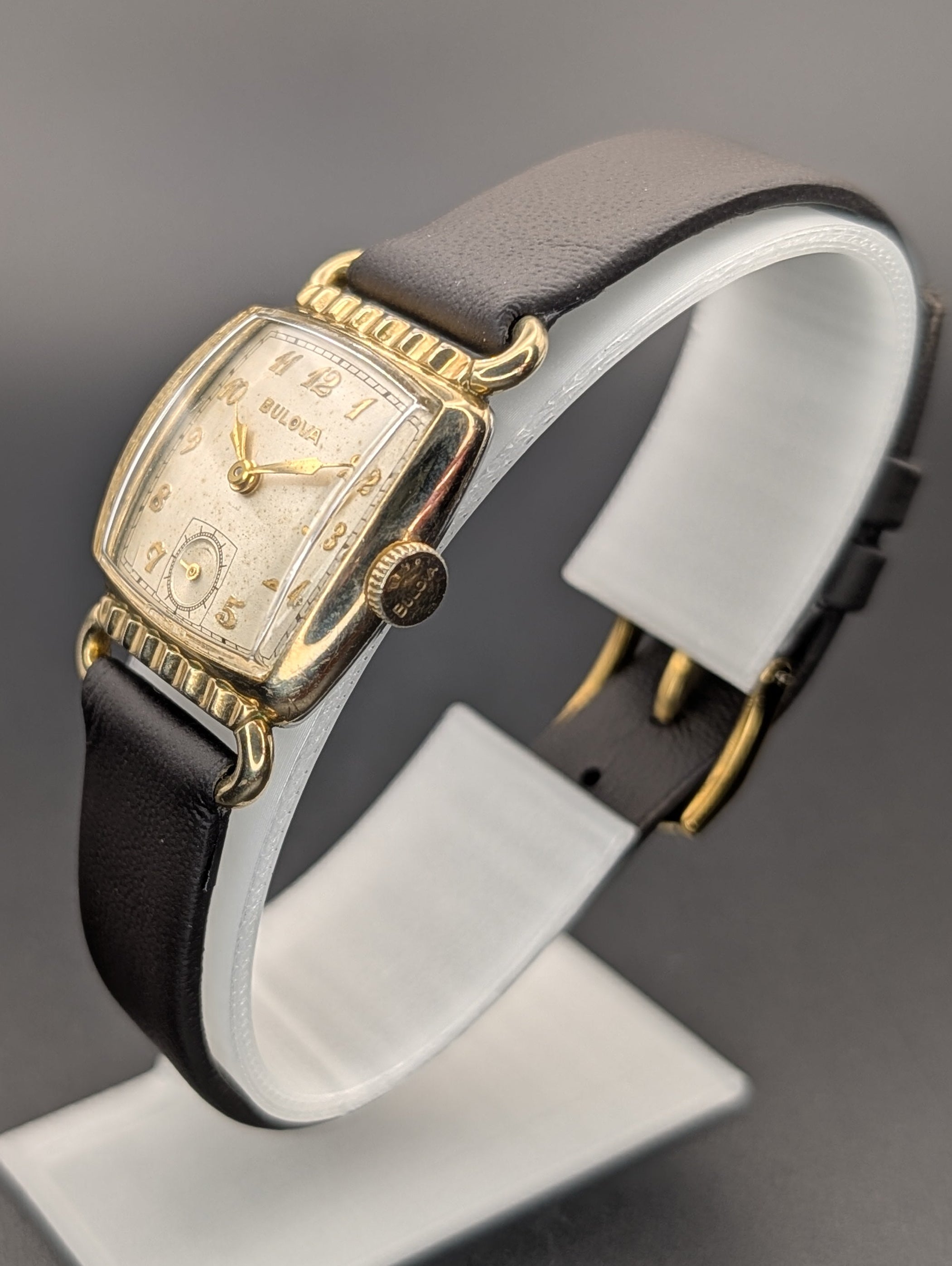 Bulova Director (1949) Horn Lug Swiss Made Vintage Watch