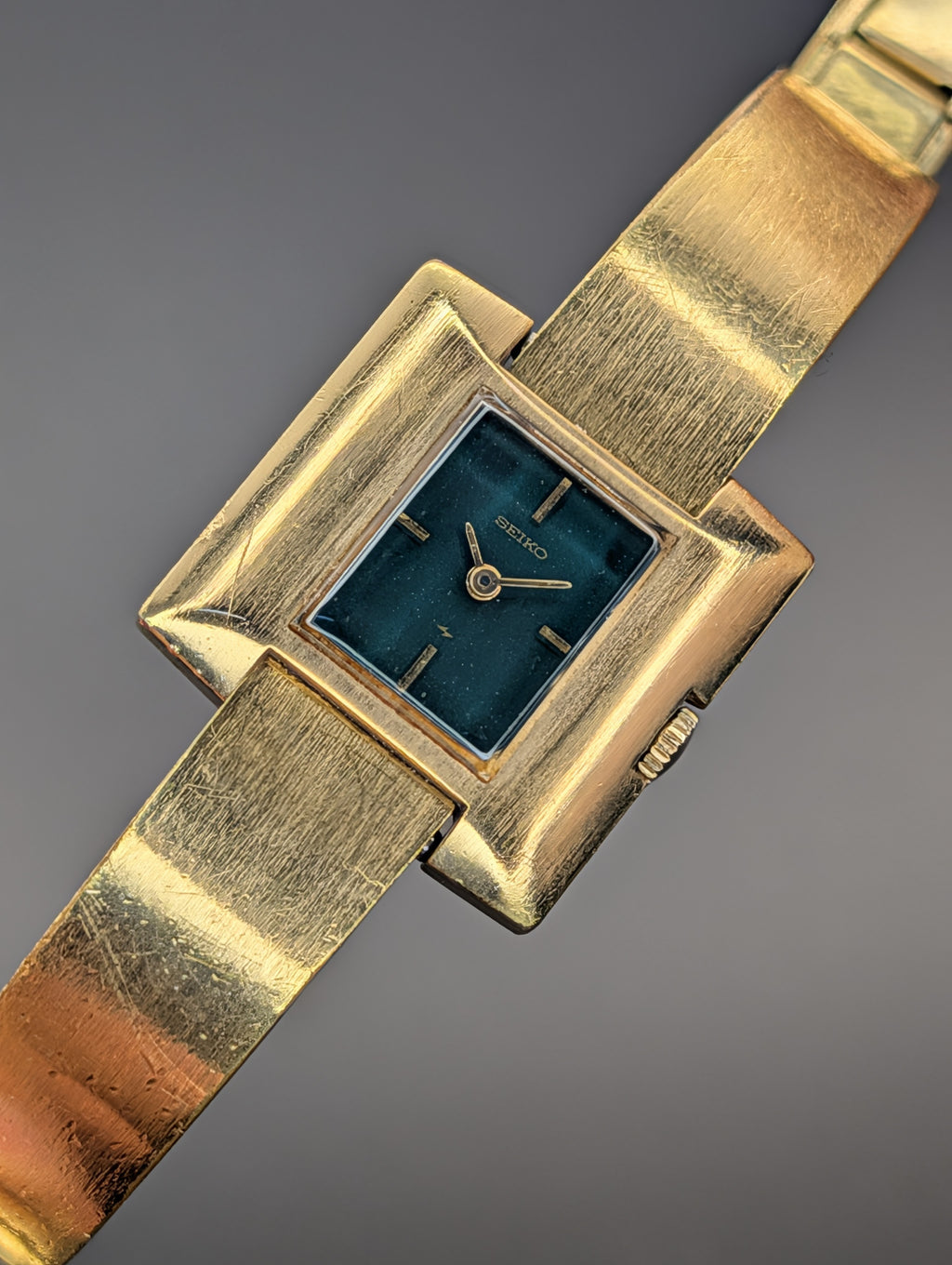 Seiko Ladies Bangle Vintage Watch with Green Lacquer Dial
