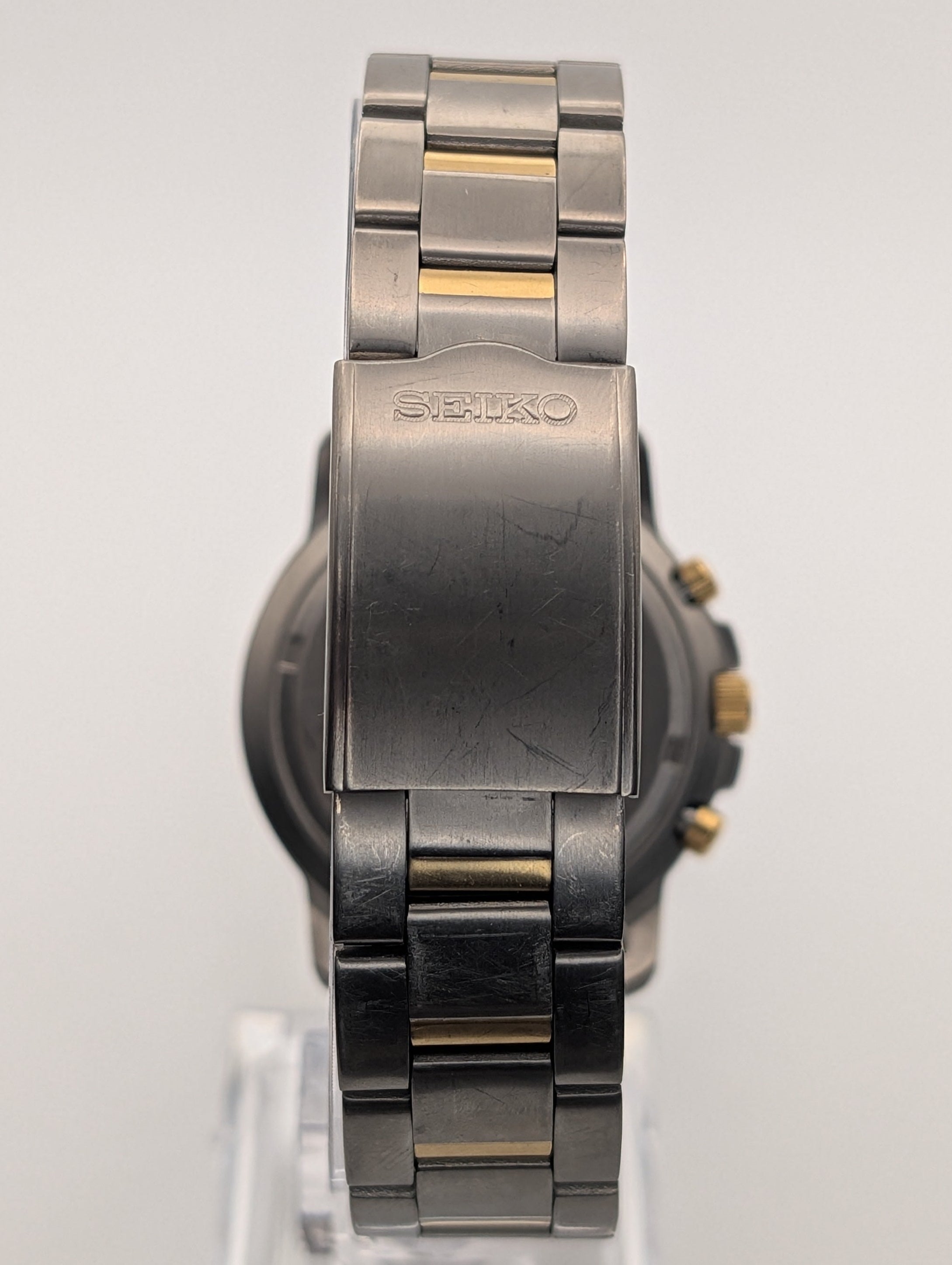 Seiko Titanium Chronograph with Alarm and Stopwatch ref. 7T62-0BE0