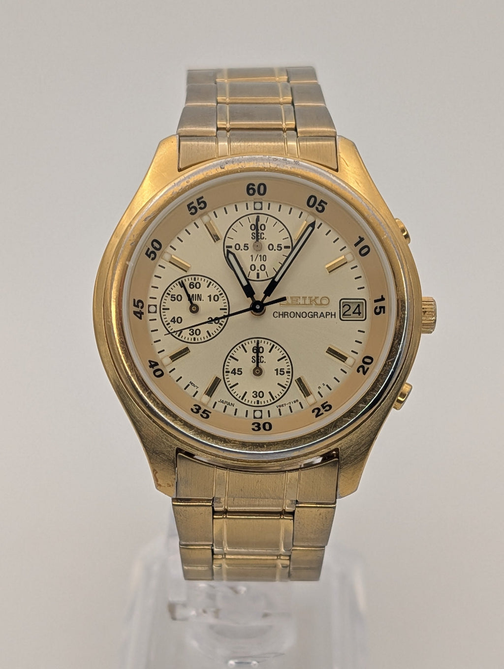 Seiko Chronograph on Original Bracelet in Gold Tone ref. V657-7100