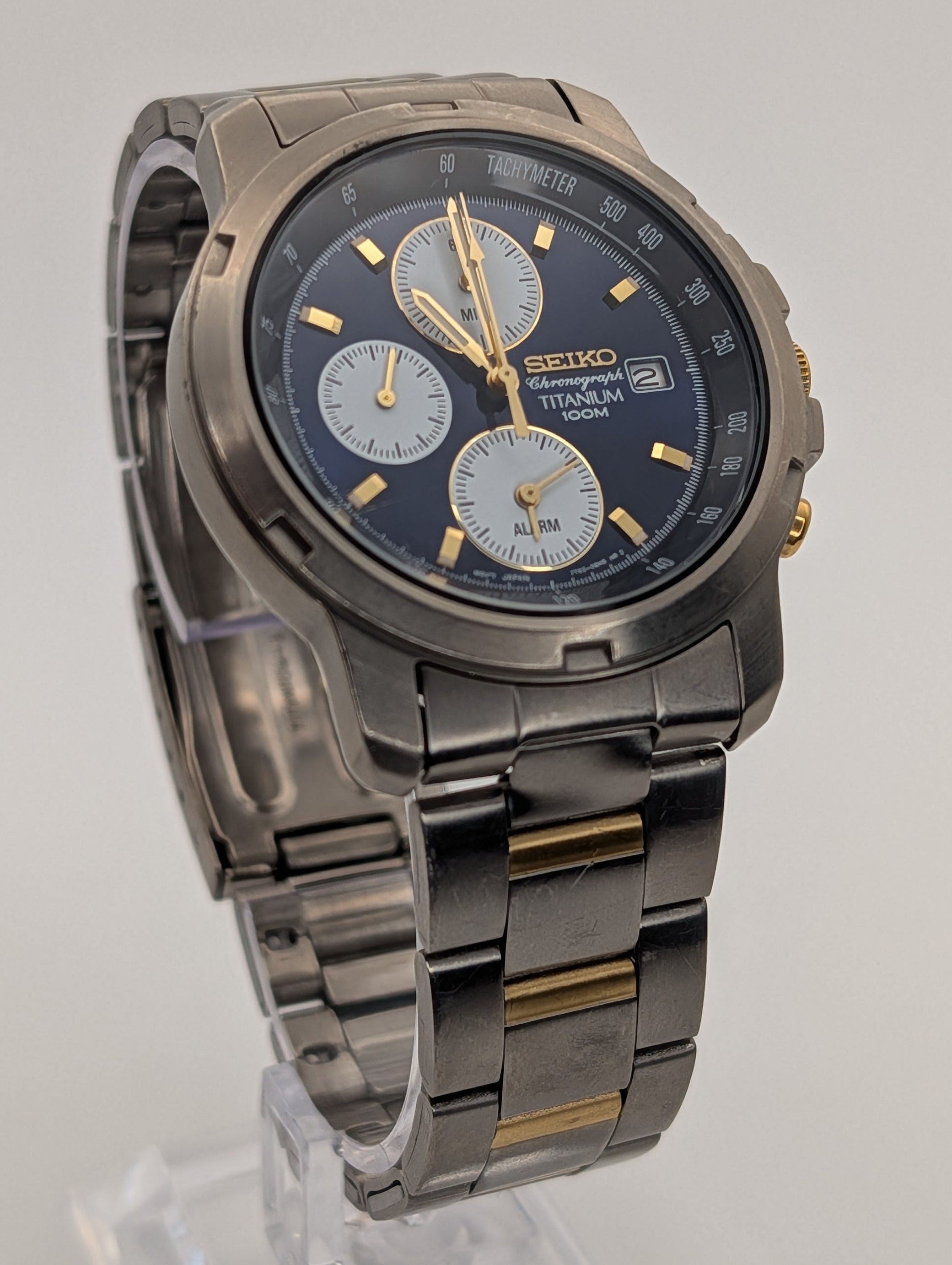 Seiko Titanium Chronograph with Alarm and Stopwatch ref. 7T62-0BE0
