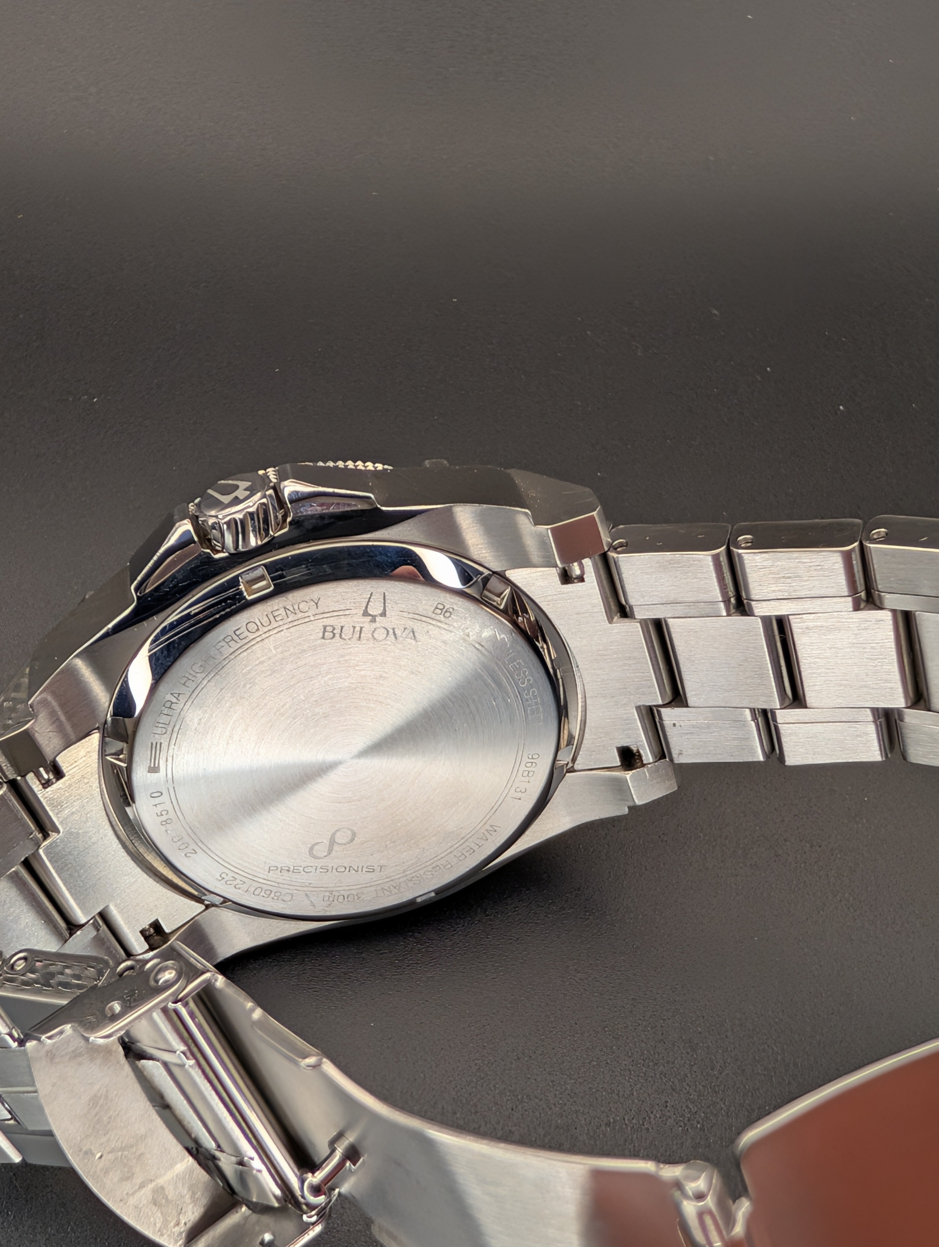 Bulova Precisionist Ultra High Frequency Quartz Watch ref. 96B131