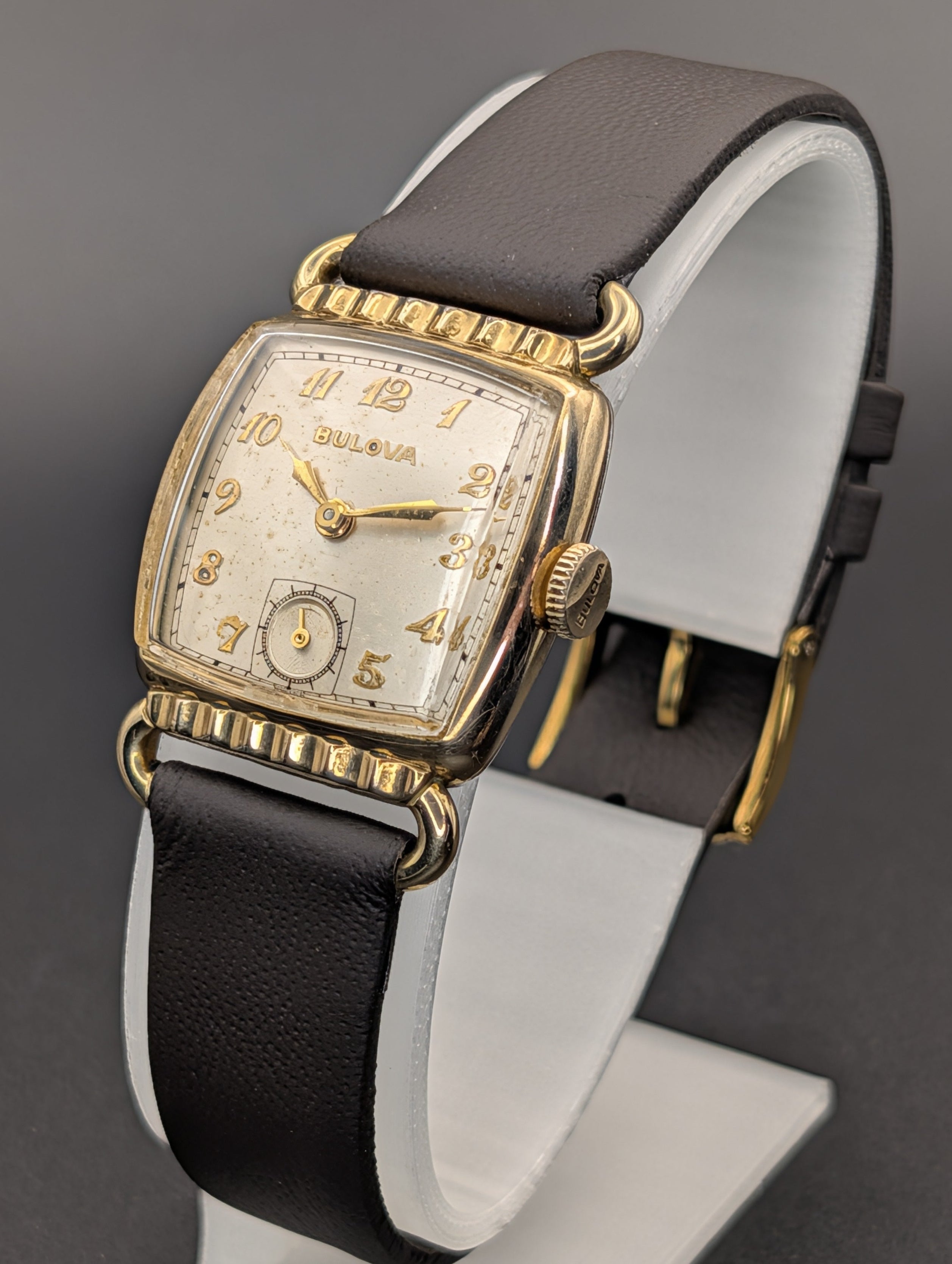 Bulova Director (1949) Horn Lug Swiss Made Vintage Watch