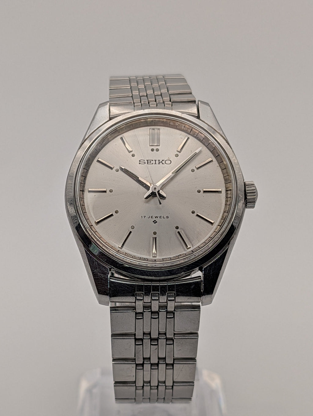 Seiko 17 Jewels (1960s) Vintage Mechanical Watch