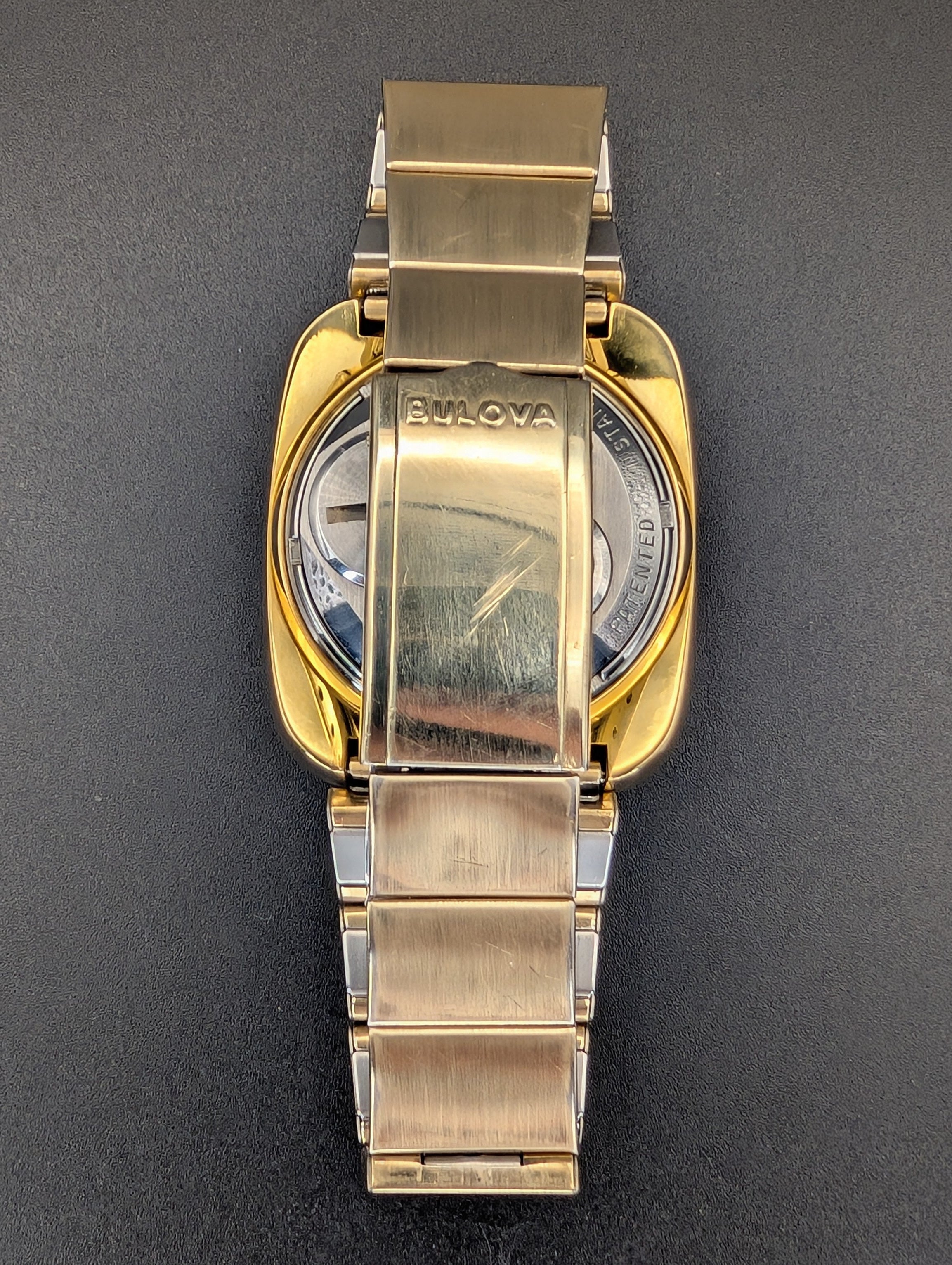 Accutron Spaceview "TV" (1973) Caliber 2141 ref. 7387 Gold Plated Original Bracelet