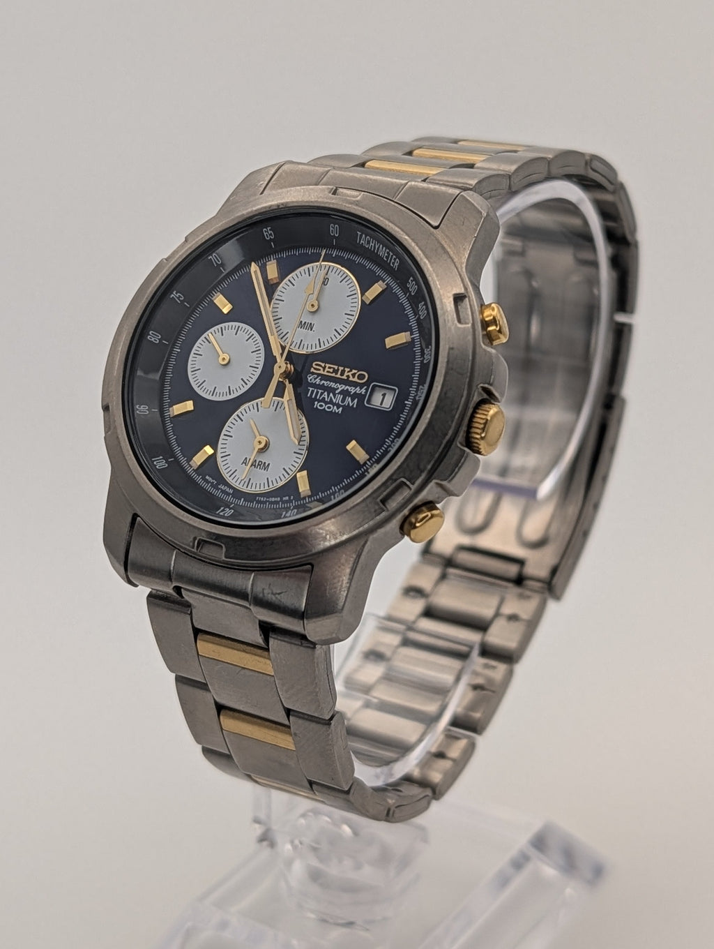 Seiko Titanium Chronograph with Alarm and Stopwatch ref. 7T62-0BE0