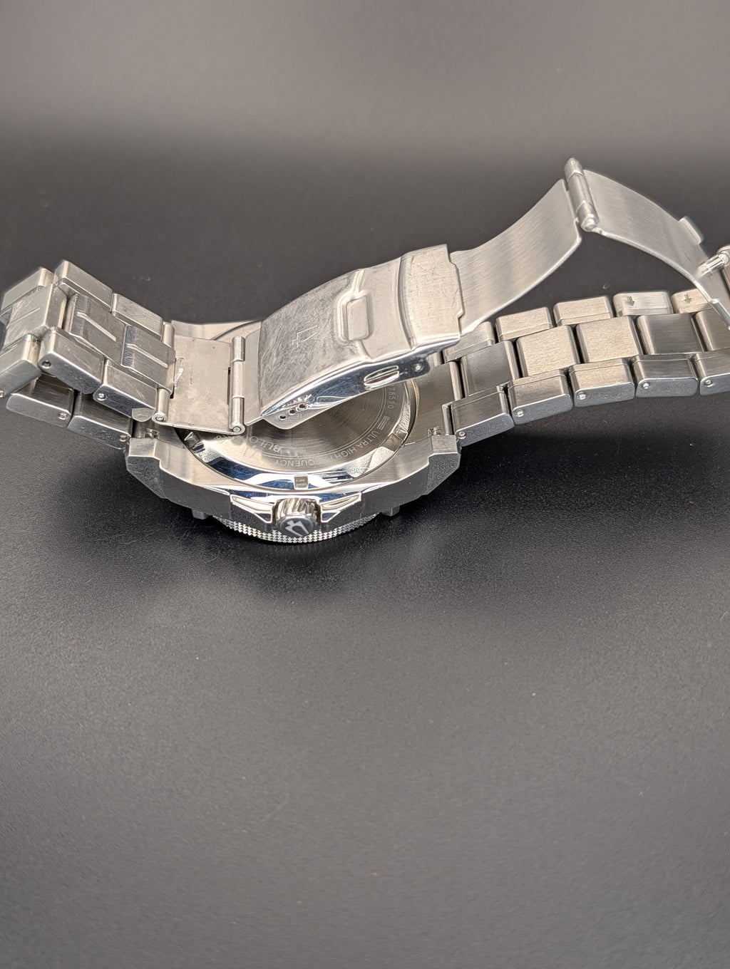 Bulova Precisionist Ultra High Frequency Quartz Watch ref. 96B131
