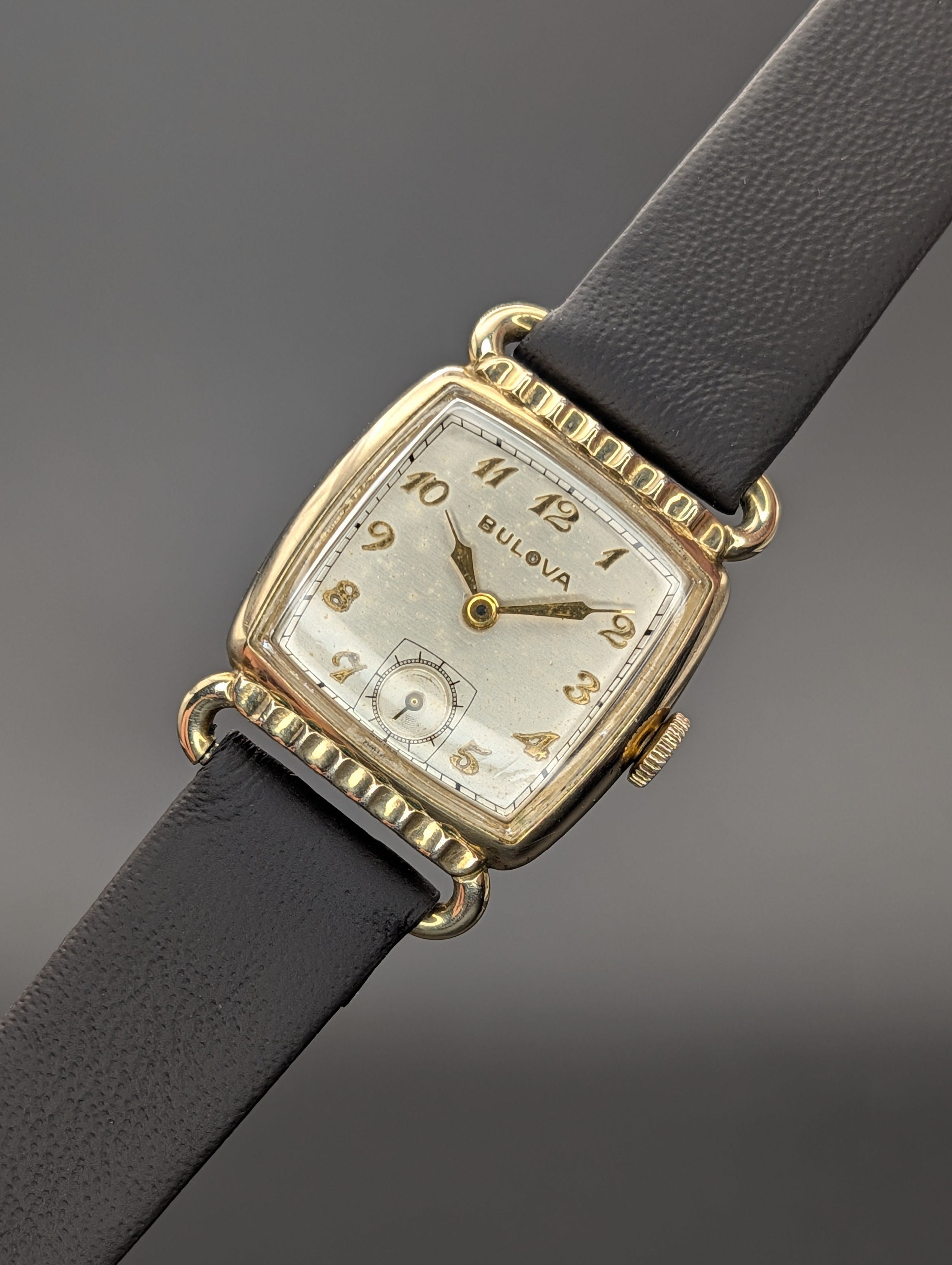 Bulova Director (1949) Horn Lug Swiss Made Vintage Watch