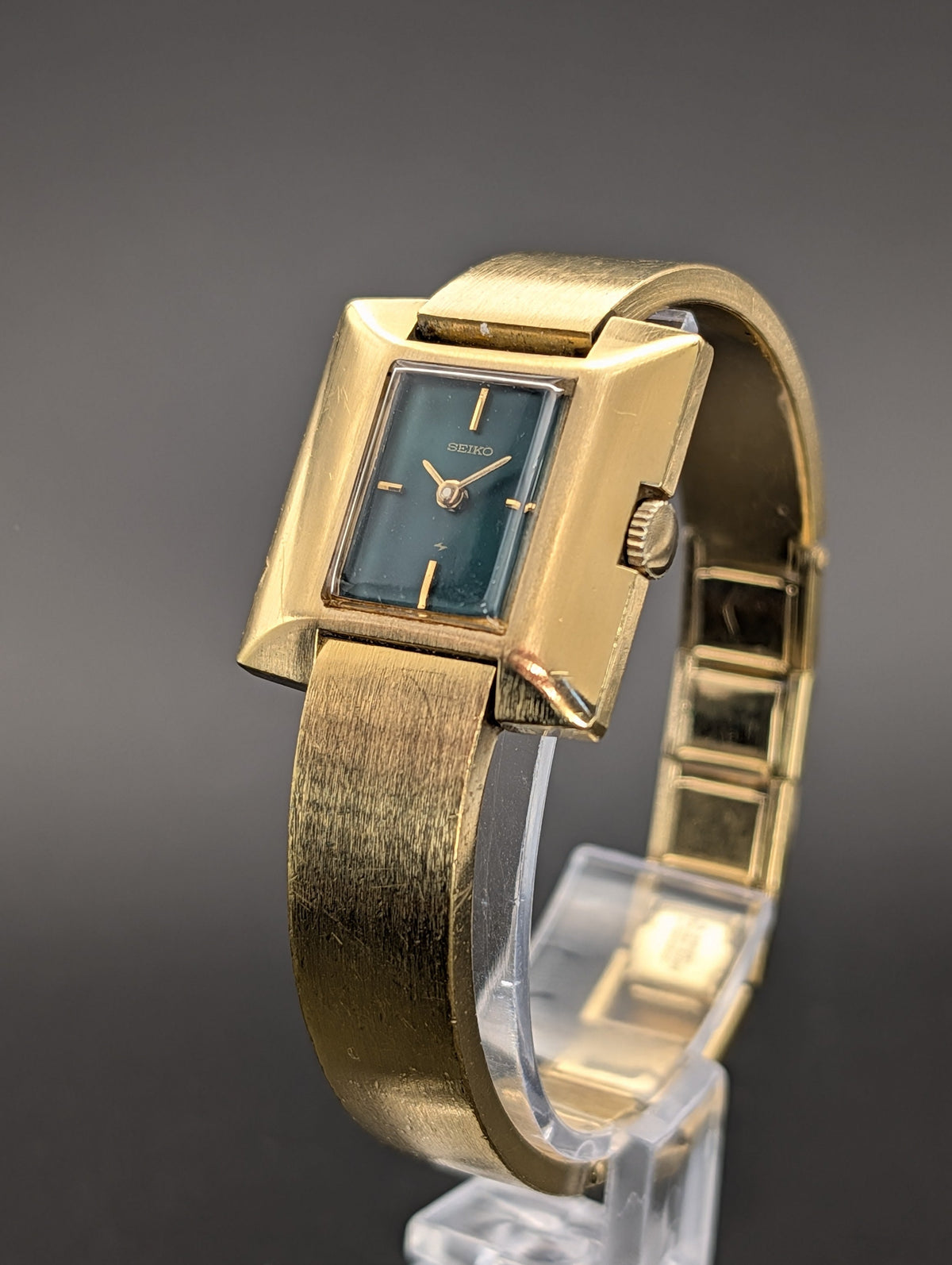 Seiko Ladies Bangle Vintage Watch with Green Lacquer Dial