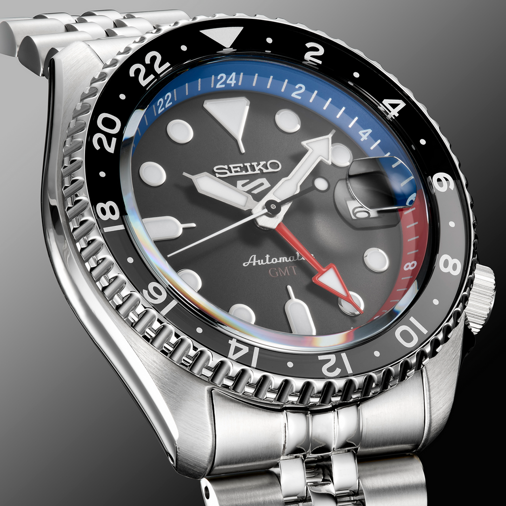 Seiko 5 GMT Automatic Watch ref. SSK019 *New in Box*