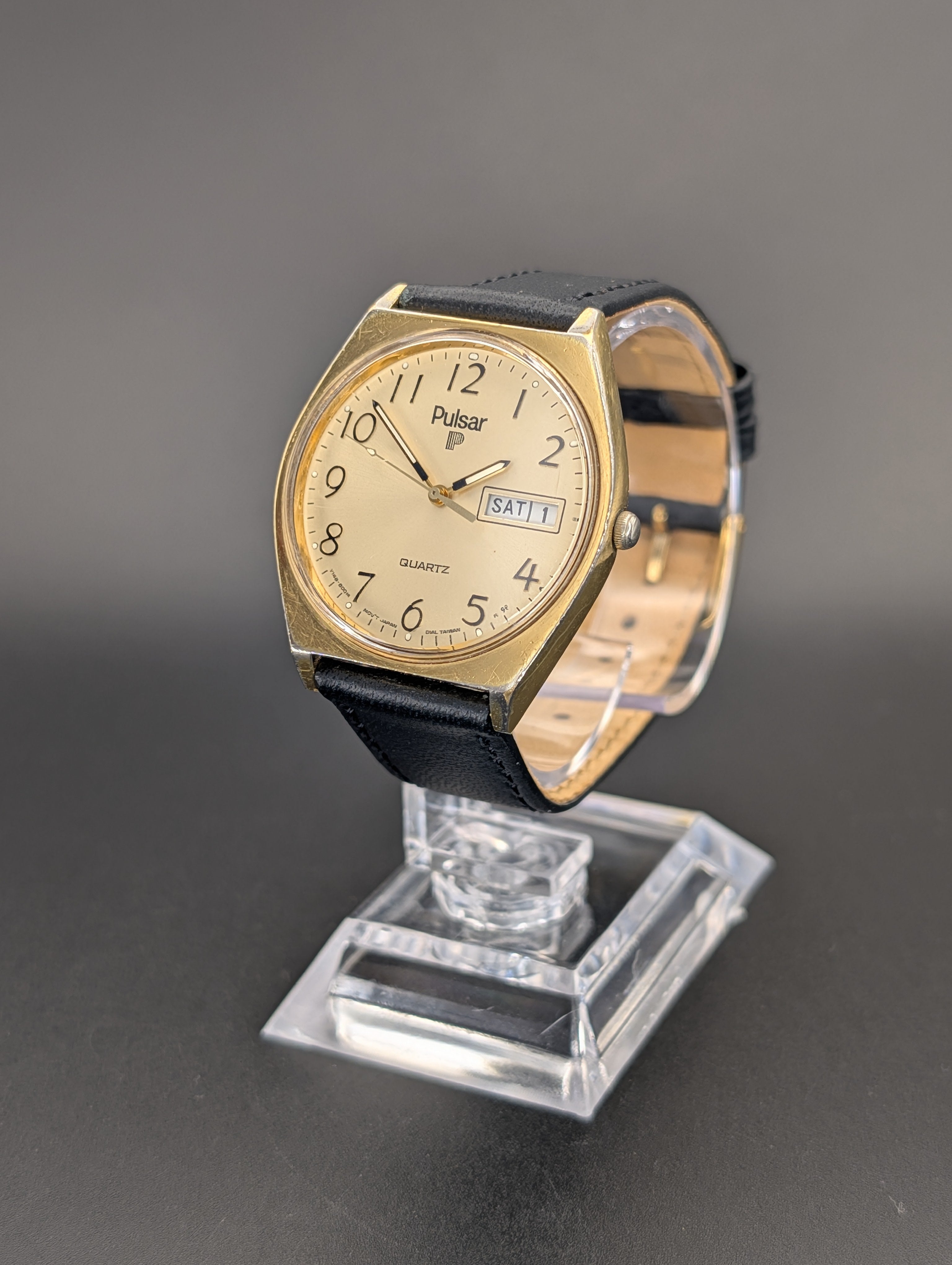 Pulsar Quartz Vintage Watch on Italian Calfskin Leather Strap