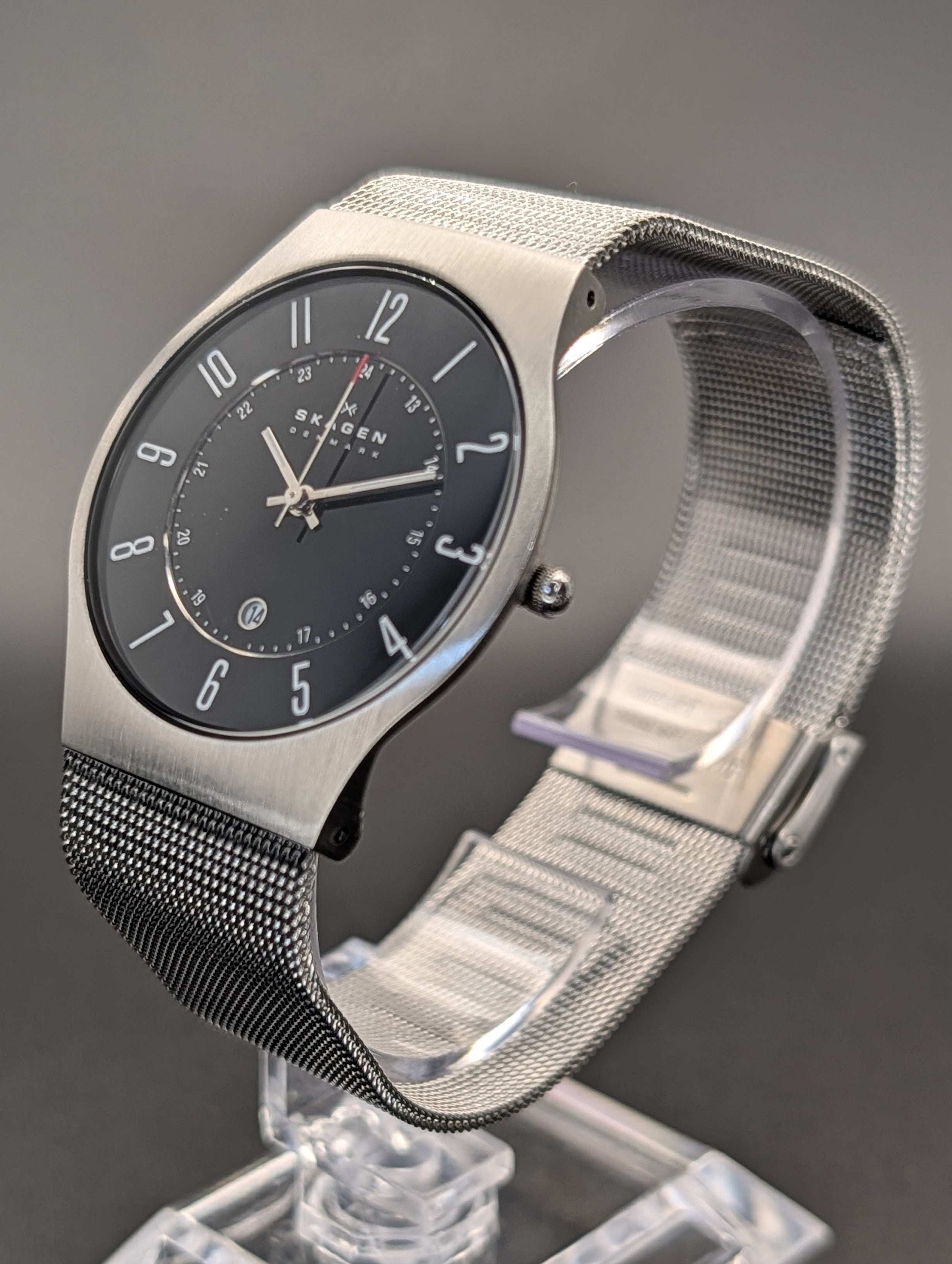 Skagen Denmark Slimline Quartz Watch Slim Profile Stainless Steel ref SKW6064