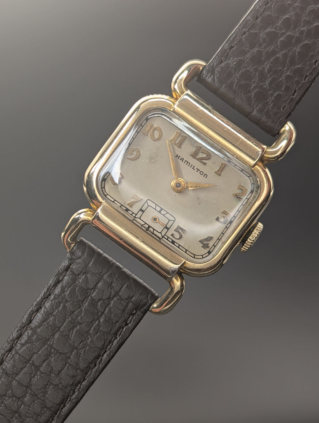 Hamilton Medwick (1939) Vintage Mechanical Watch in 10k Gold Filled Case