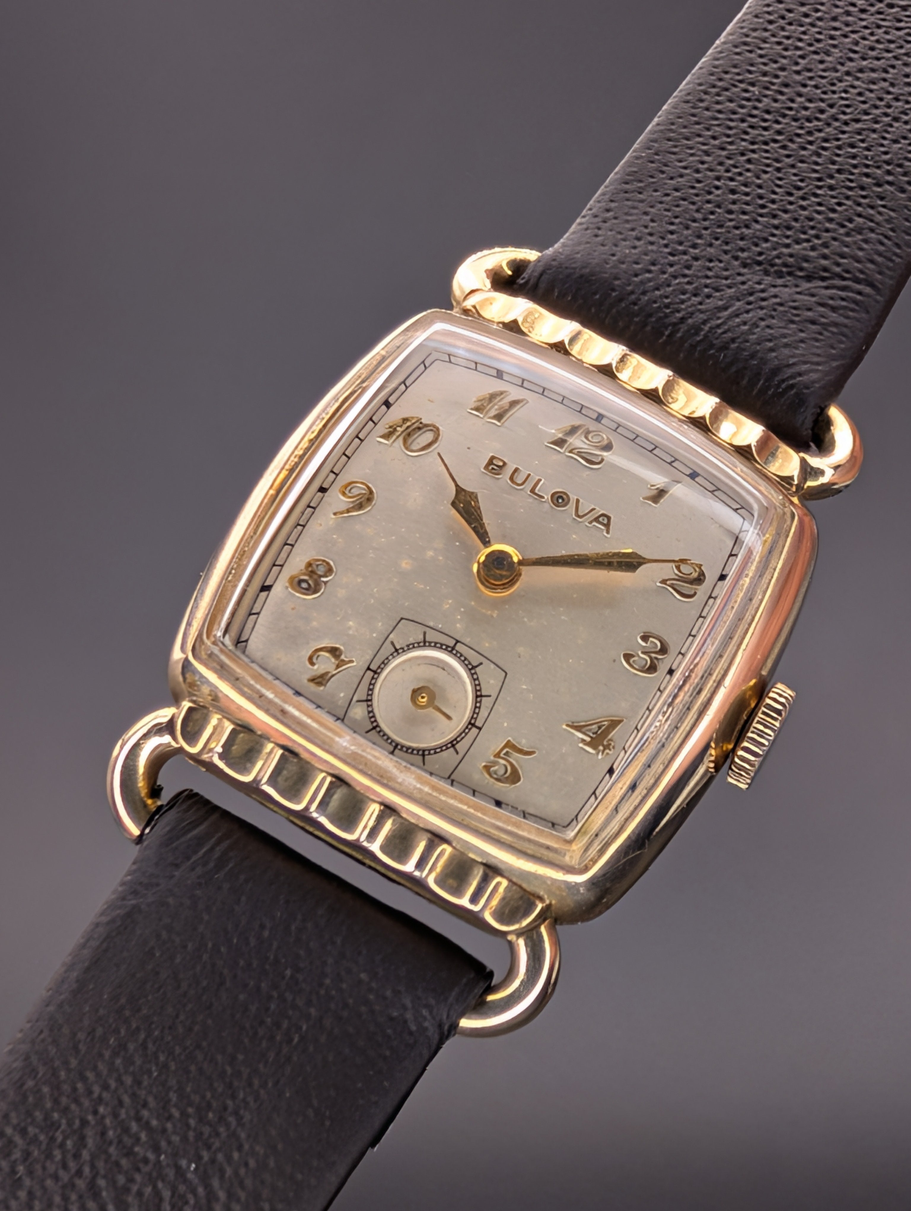 Bulova Director (1949) Horn Lug Swiss Made Vintage Watch