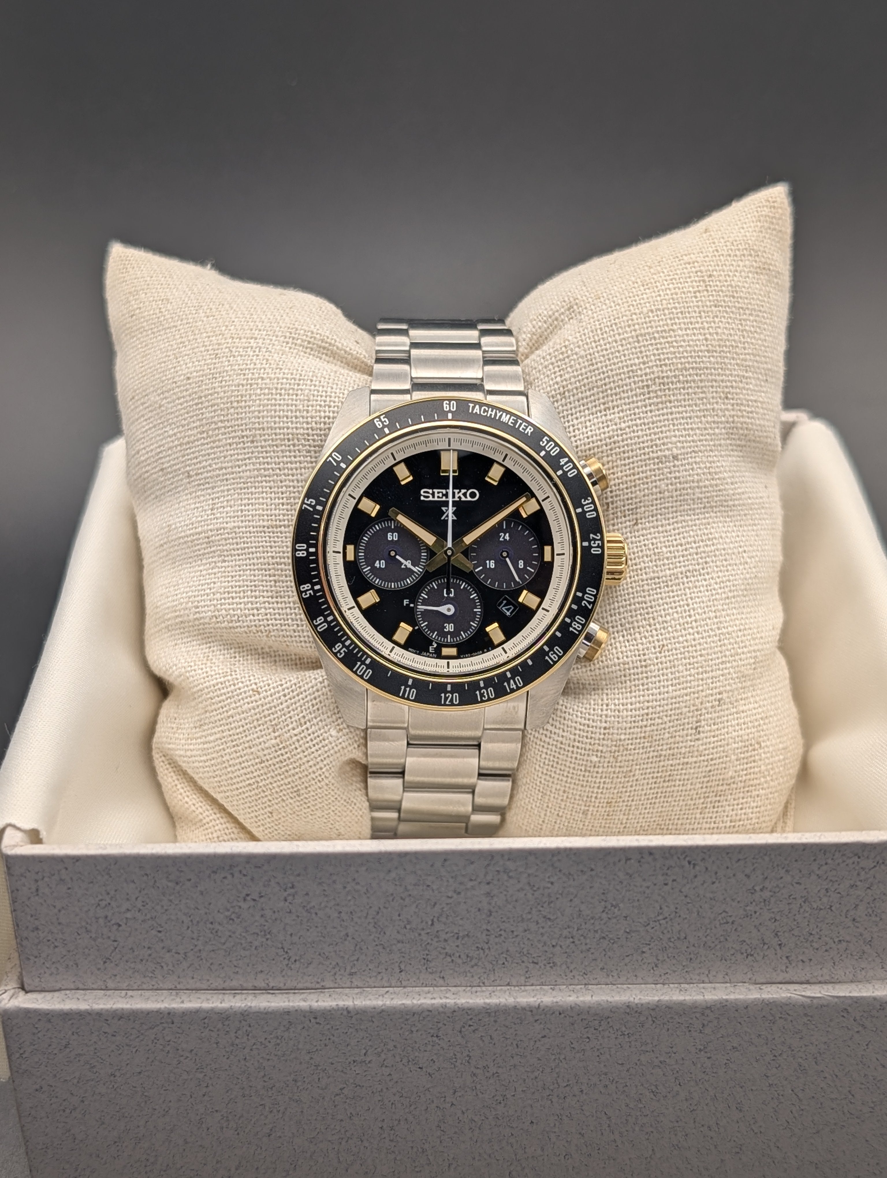 Seiko Prospex Speedtimer Solar Chronograph Watch in Two Tone Stainless Steel ref. SSC941 *New in Box*