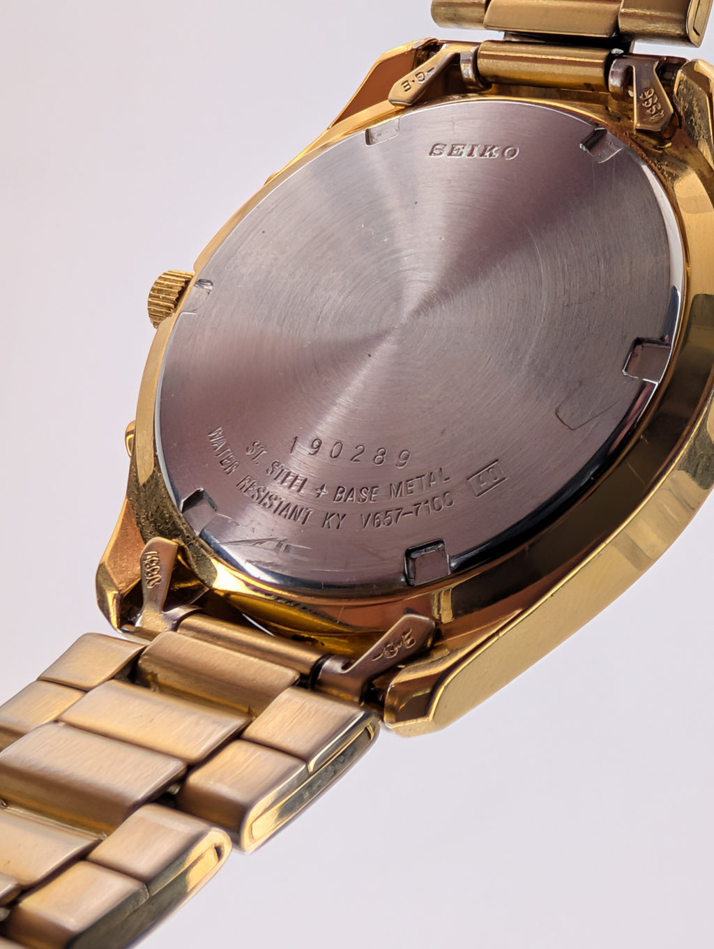 Seiko Chronograph on Original Bracelet in Gold Tone ref. V657-7100