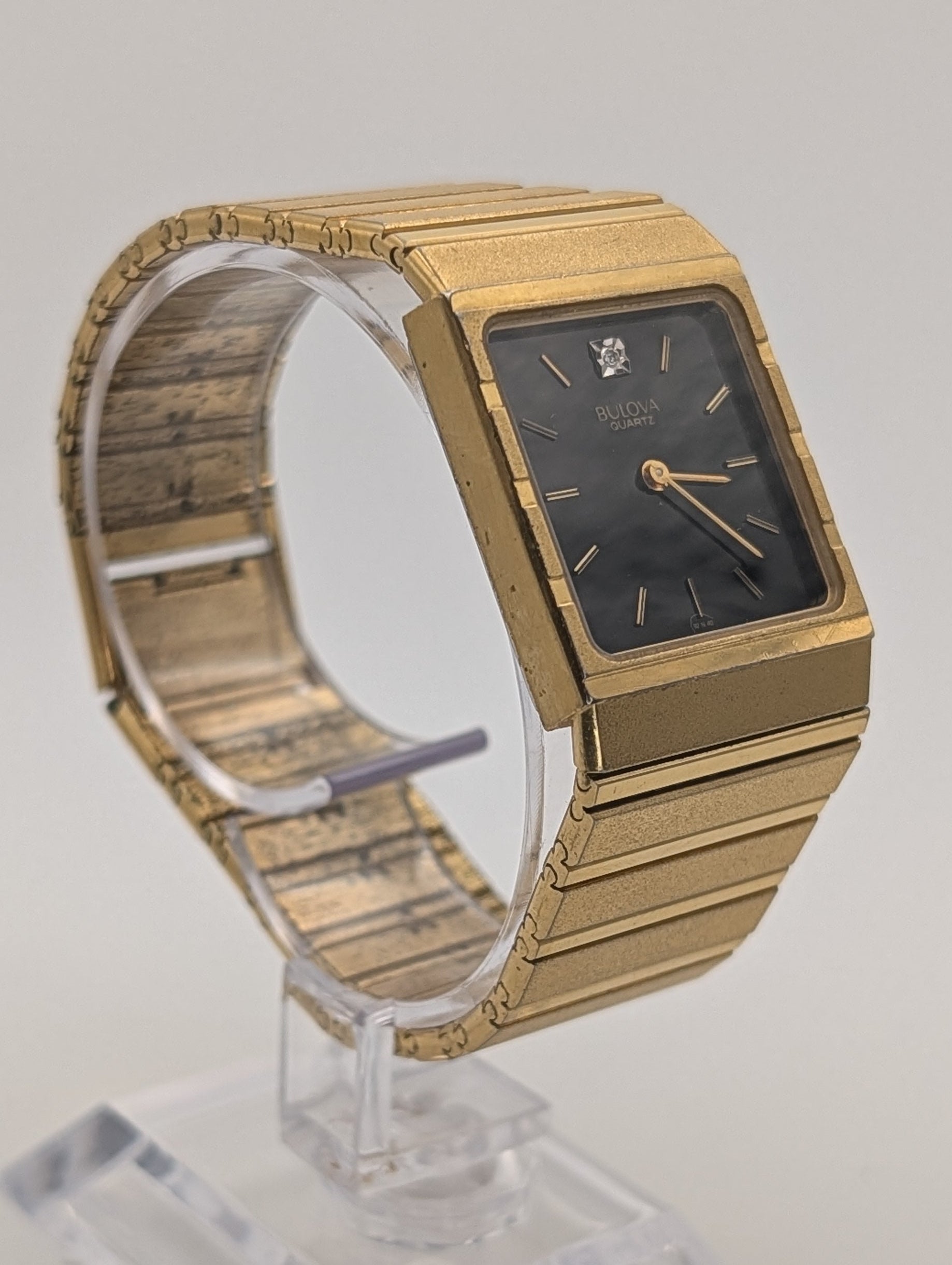 Bulova Quartz (1997) on Integrated Gold Tone Bracelet