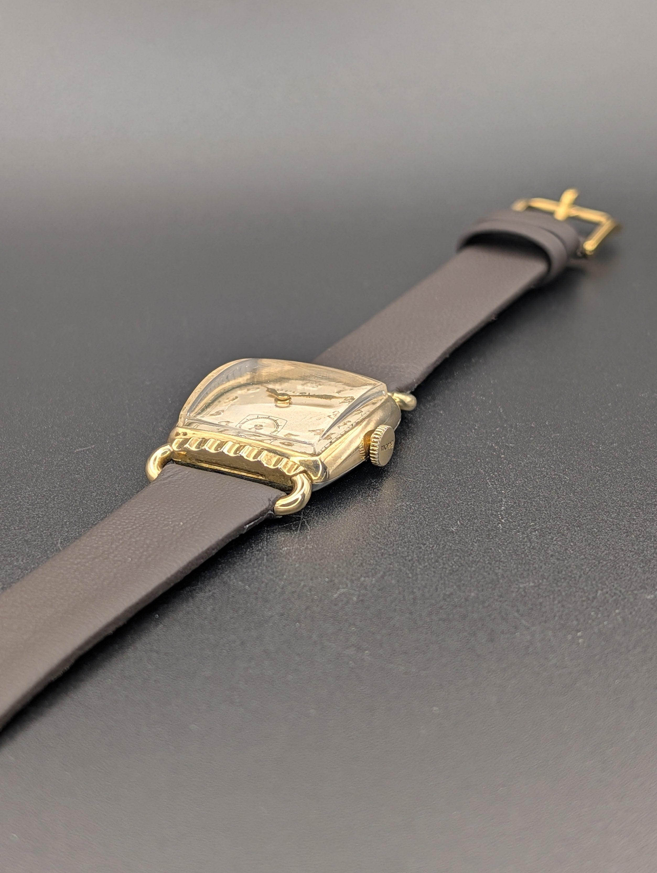 Bulova Director (1949) Horn Lug Swiss Made Vintage Watch