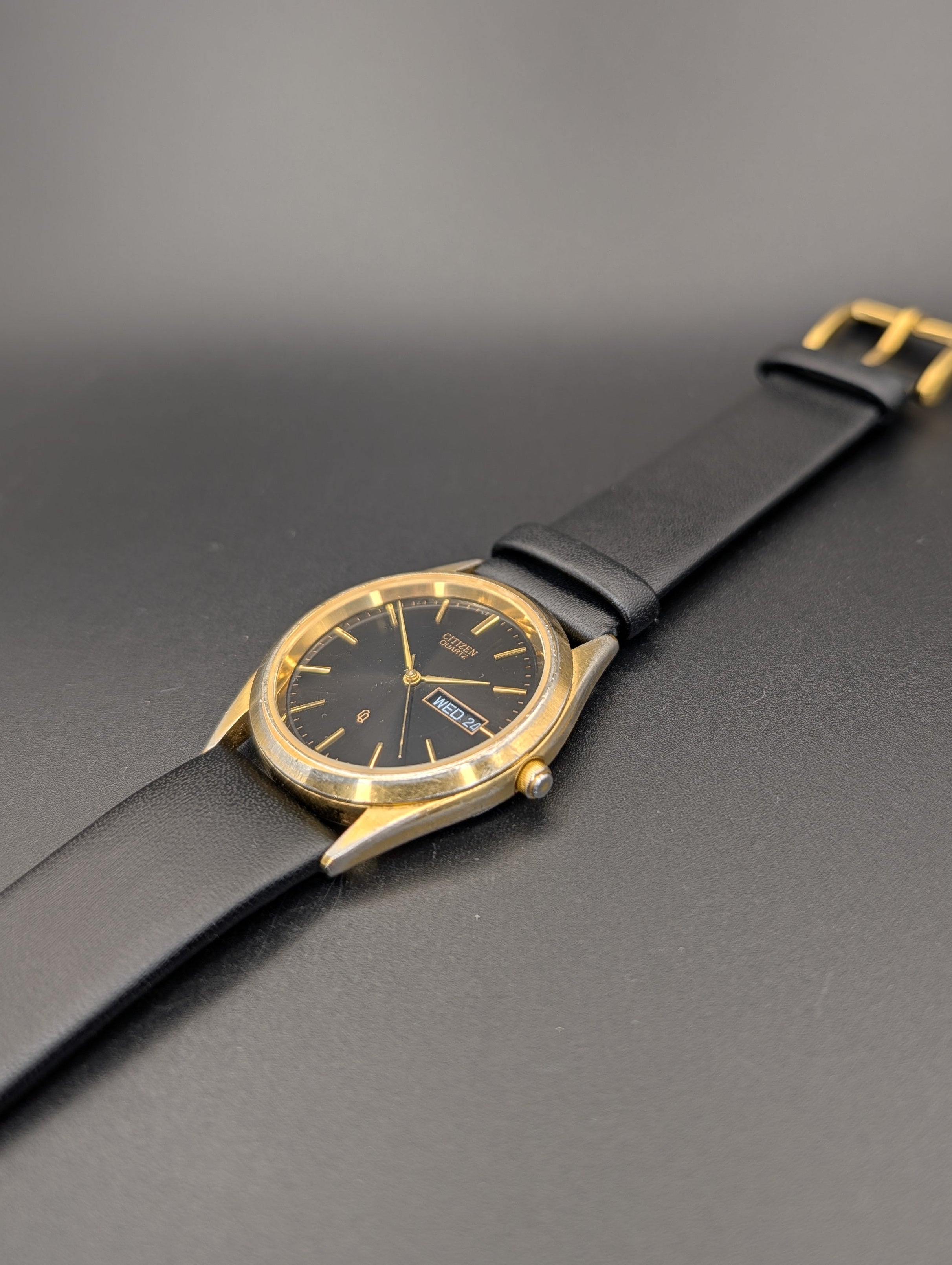 Citizen Quartz Watch w/ Day & Date ref. 6101