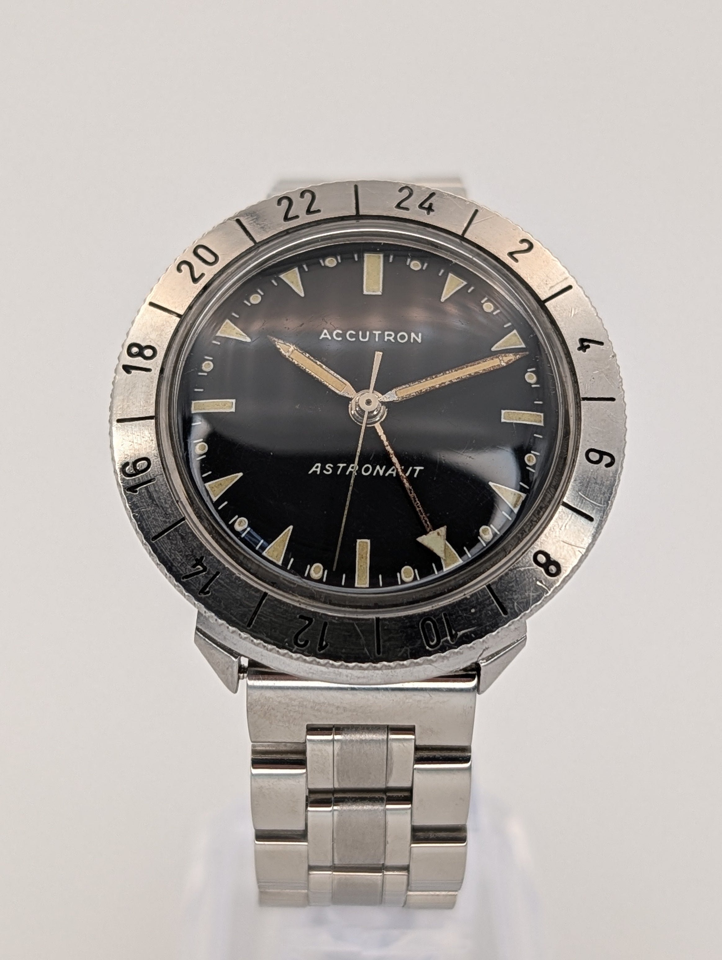 Accutron Astronaut (1974) GMT Vintage Watch w/ Tuning Fork Movement