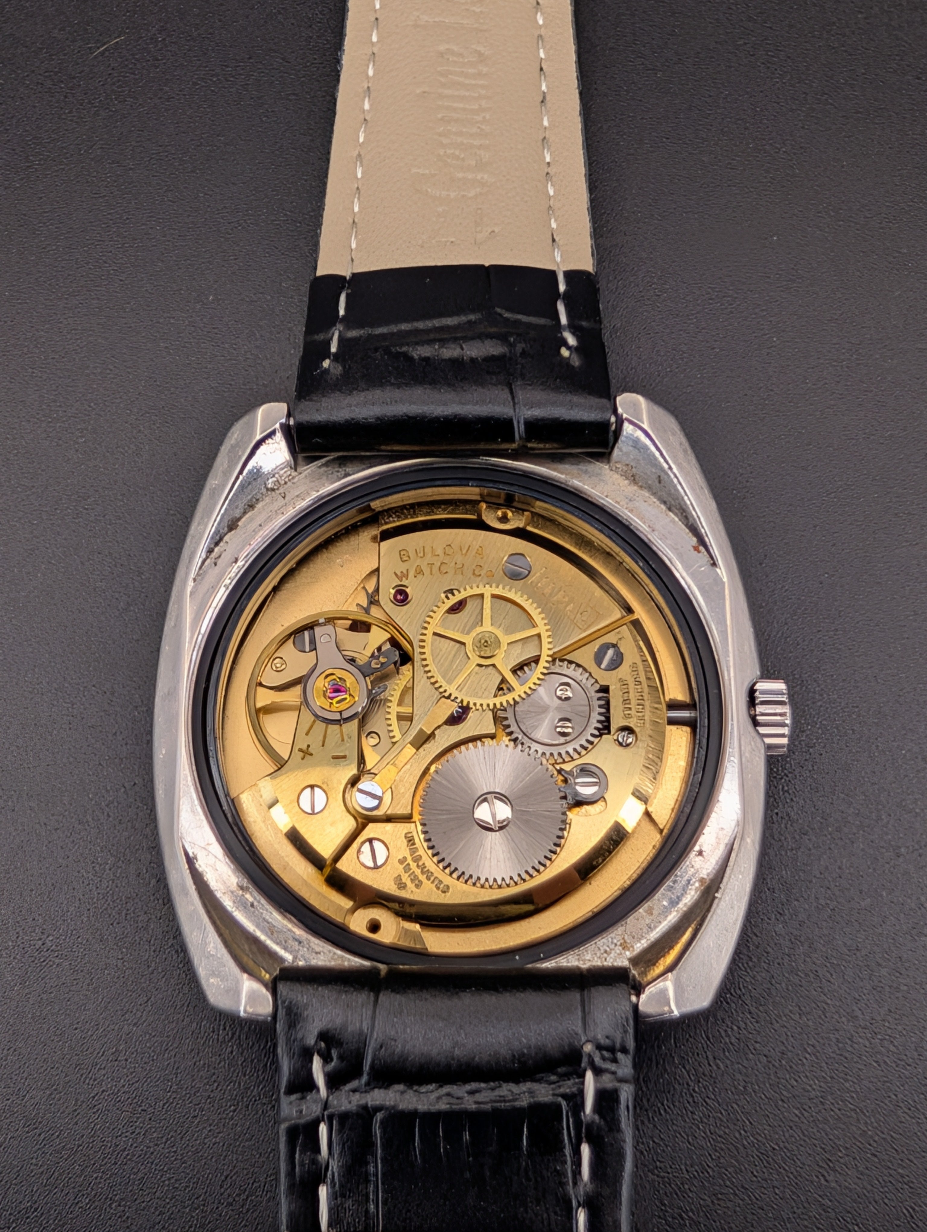 Bulova Sea King (1970) Swiss Made Mechanical Vintage Watch in Stainless Steel