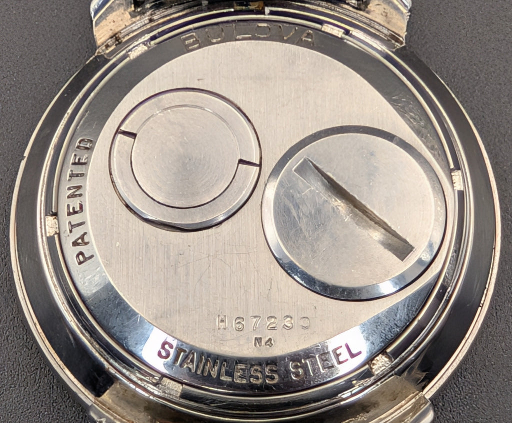 Accutron Astronaut (1974) GMT Vintage Watch w/ Tuning Fork Movement